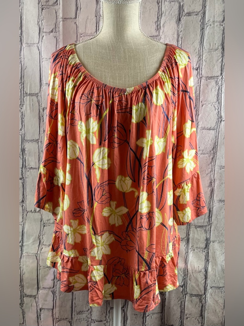 Macy’s Style&Co Size:3X Women Floral Scoop-Neck Peasant Top in Coral and Yellow